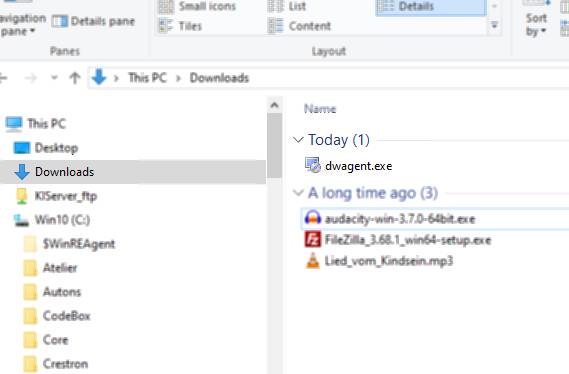 Image of Windows Explorer showing - Downloads.